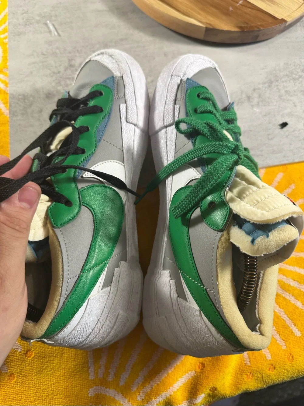 Nike Blazer Low Sacai Medium Gray Green White Sneakers Size 9 . NO INSOLES